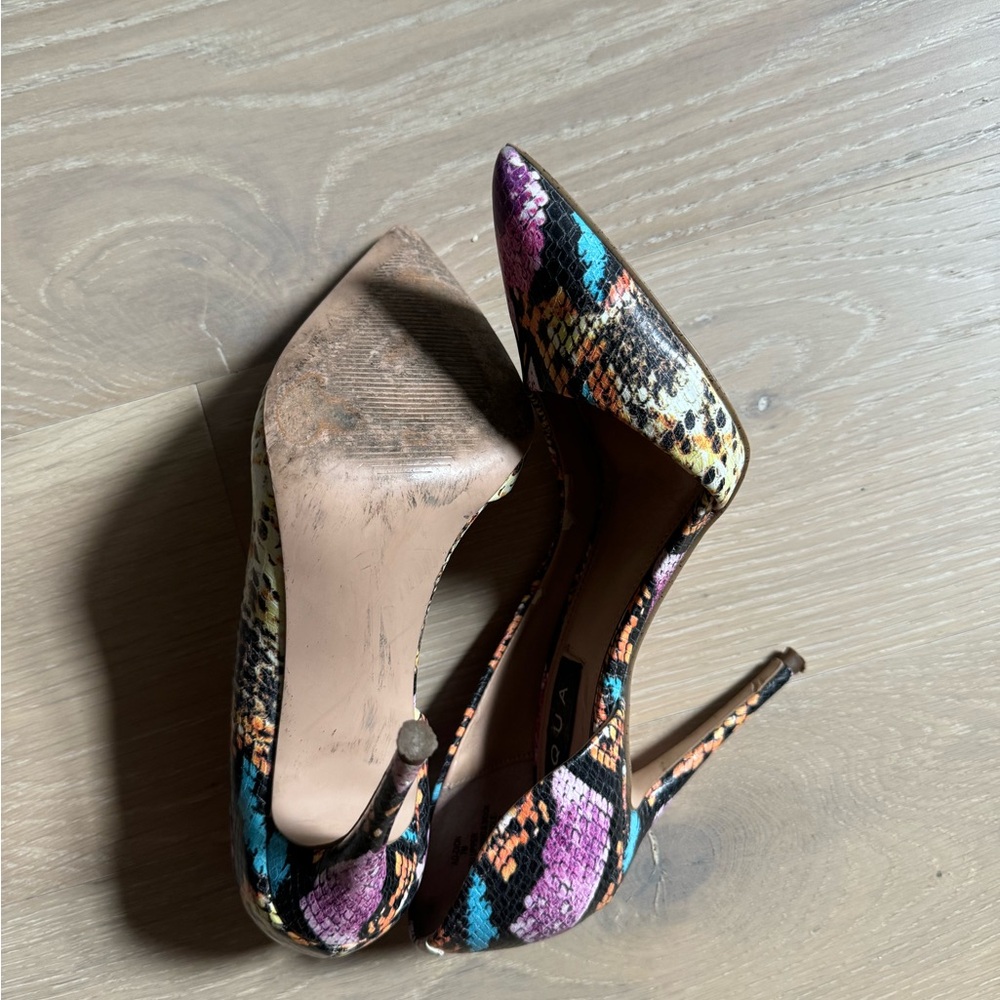 Aqua Women's Dion Half d'Orsay High-Heel Pumps - Picture 10 of 10